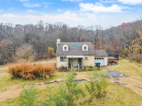 Photo for 493 Crawford Run Rd