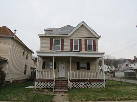Homes For Sale - 1203 2nd Ave<br/> Conway, PA 15027