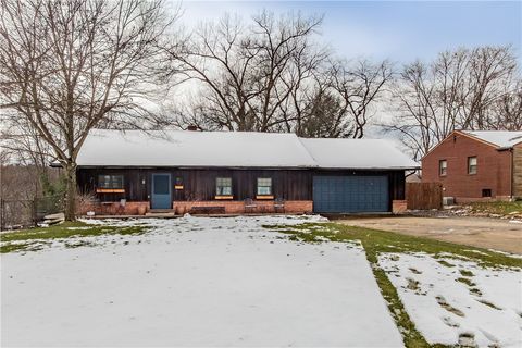 Photo of 103 Daum Ln, Butler, PA 16001 (MLS # 1744351)