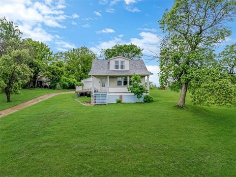1675 Clairton Rd West Mifflin PA 15122
