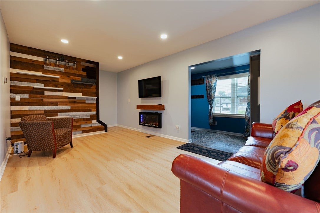 200 Grove Ave