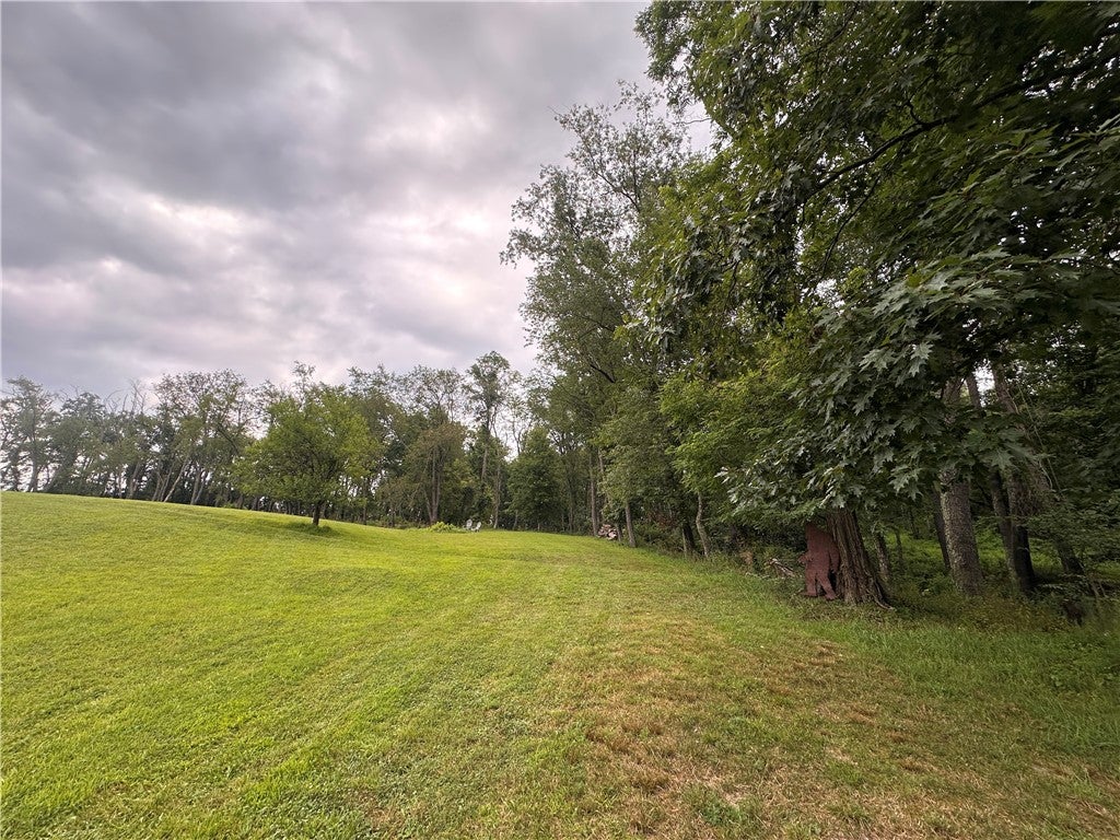 332 WAYNESBURG ROAD