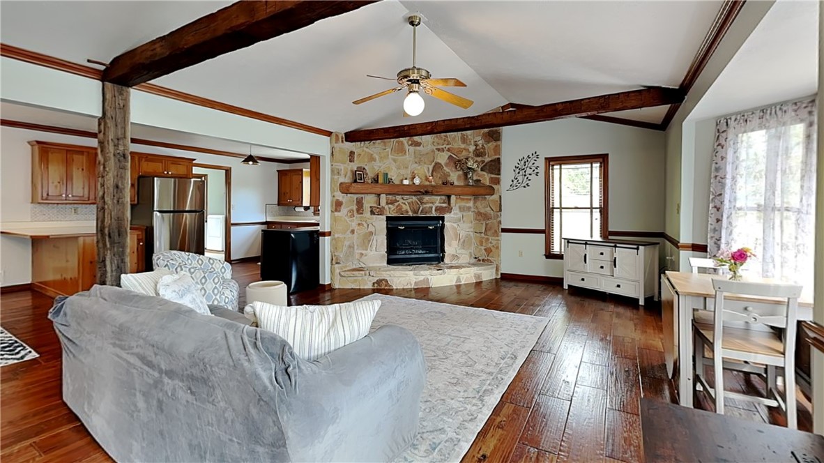 Murrysville, Pennsylvania 15668, United States, 3 Bedrooms Bedrooms, ,2 BathroomsBathrooms,Residential,Active,215895