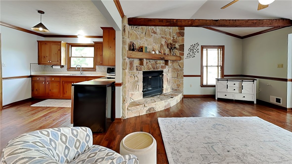 Murrysville, Pennsylvania 15668, United States, 3 Bedrooms Bedrooms, ,2 BathroomsBathrooms,Residential,Active,215895