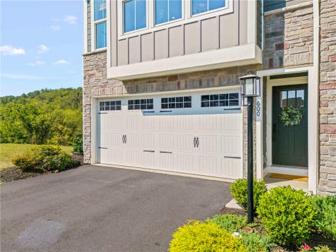 Photo for 600 Spruce Ln