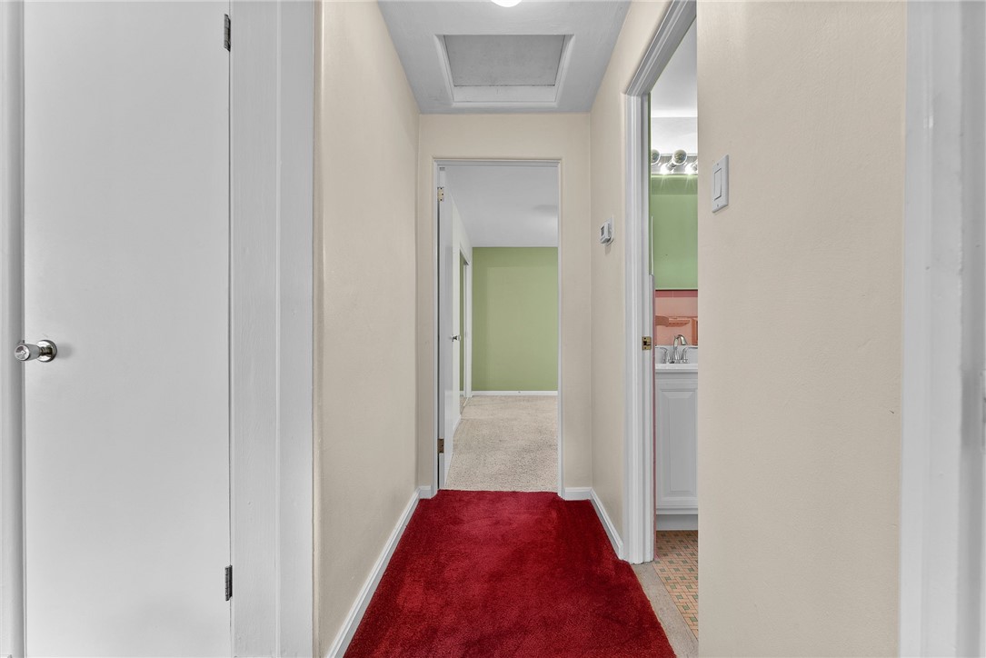 1118 Mcknight Dr, Bethel Park, Pennsylvania image 13