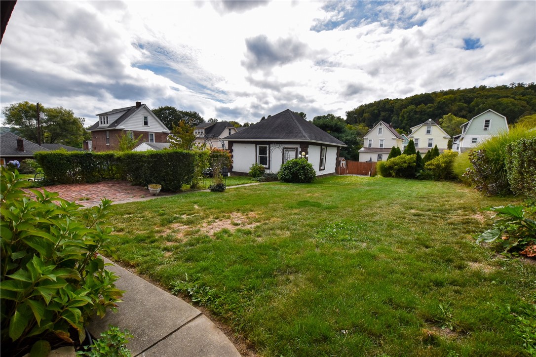 City Of But NW, Pennsylvania 16001, United States, 3 Bedrooms Bedrooms, ,2 BathroomsBathrooms,Residential,Contingent,43398