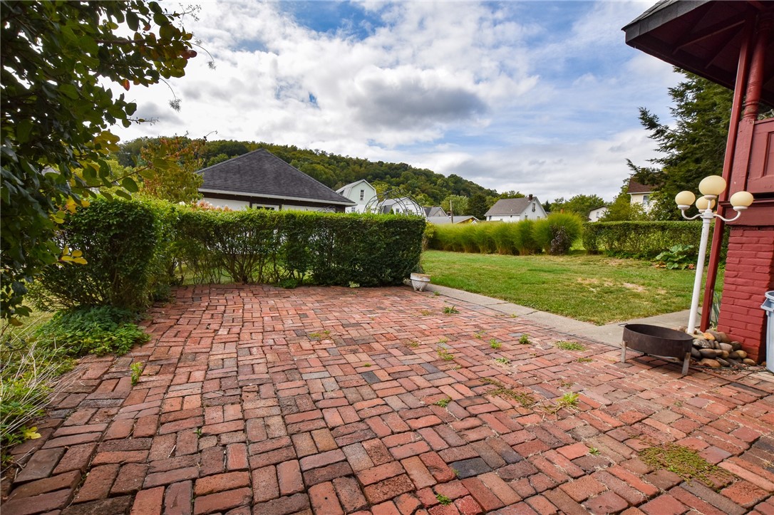 City Of But NW, Pennsylvania 16001, United States, 3 Bedrooms Bedrooms, ,2 BathroomsBathrooms,Residential,Contingent,43398