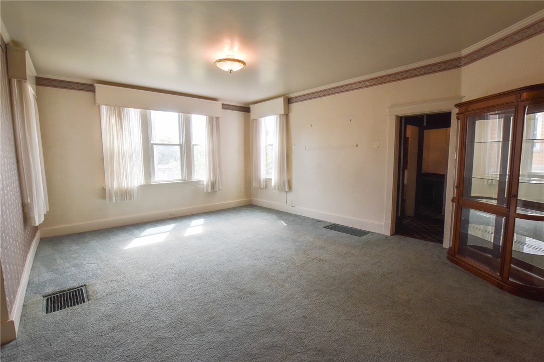 City Of But NW, Pennsylvania 16001, United States, 3 Bedrooms Bedrooms, ,2 BathroomsBathrooms,Residential,Contingent,43398