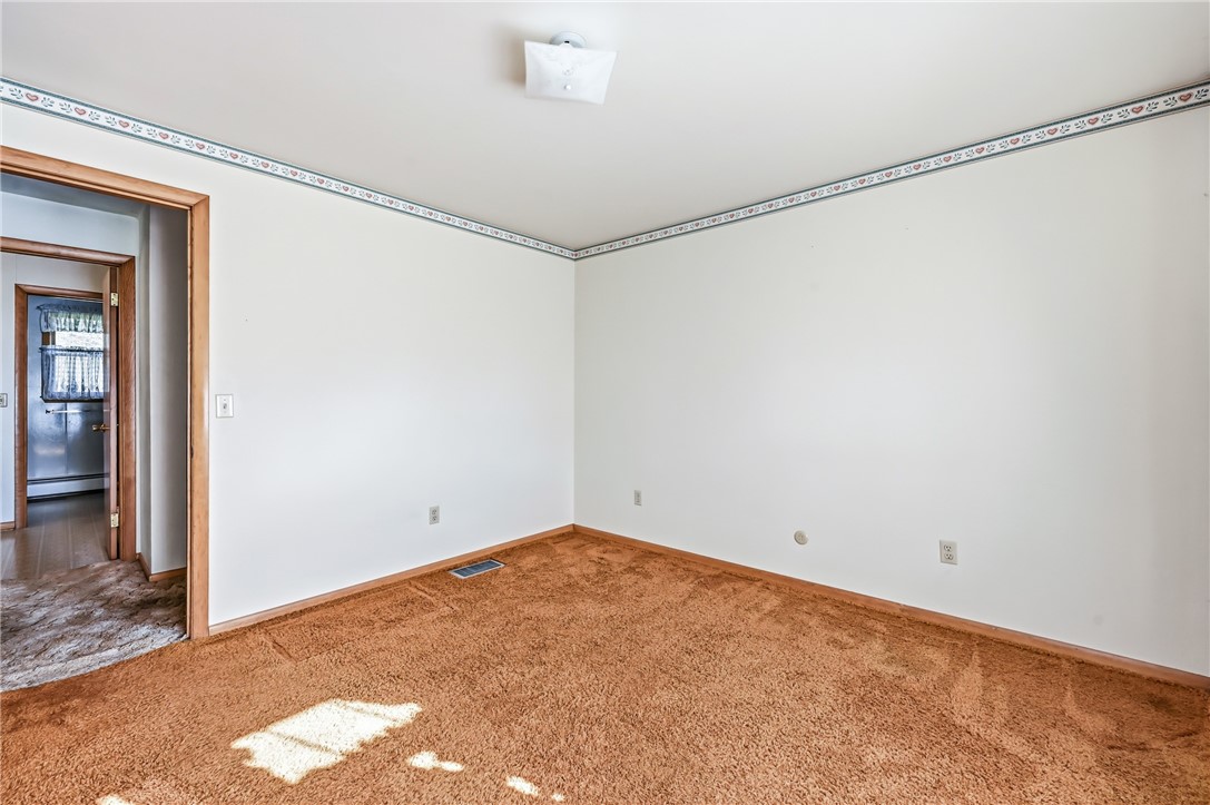 Hermitage, Pennsylvania 16148, United States, 3 Bedrooms Bedrooms, ,2 BathroomsBathrooms,Residential,Active,243611