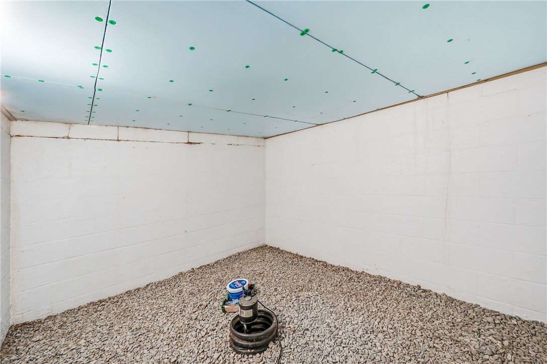 Hermitage, Pennsylvania 16148, United States, 3 Bedrooms Bedrooms, ,2 BathroomsBathrooms,Residential,Active,243611