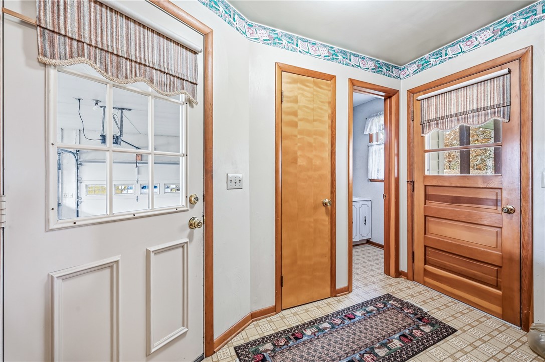 Hermitage, Pennsylvania 16148, United States, 3 Bedrooms Bedrooms, ,2 BathroomsBathrooms,Residential,Active,243611