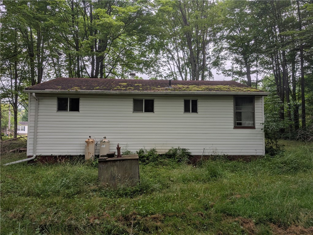 Jamestown, Pennsylvania 16134, United States, 3 Bedrooms Bedrooms, ,Residential,Active,172300
