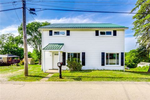 Photo of 533 Center Hill Rd, Pittsburgh, PA 15239 (MLS # 1741174)