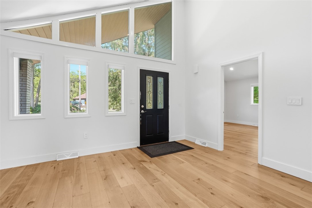 2420 Thomas Dr