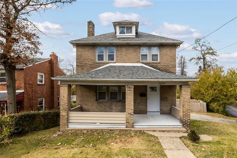 Photo of 2600 Voelkel Ave, Pittsburgh, PA 15216 (MLS # 1727758)