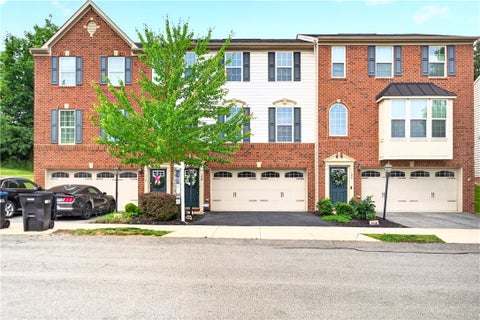 Photo of 108 Noble Woods Dr, Coraopolis, PA 15108 (MLS # 1759338)
