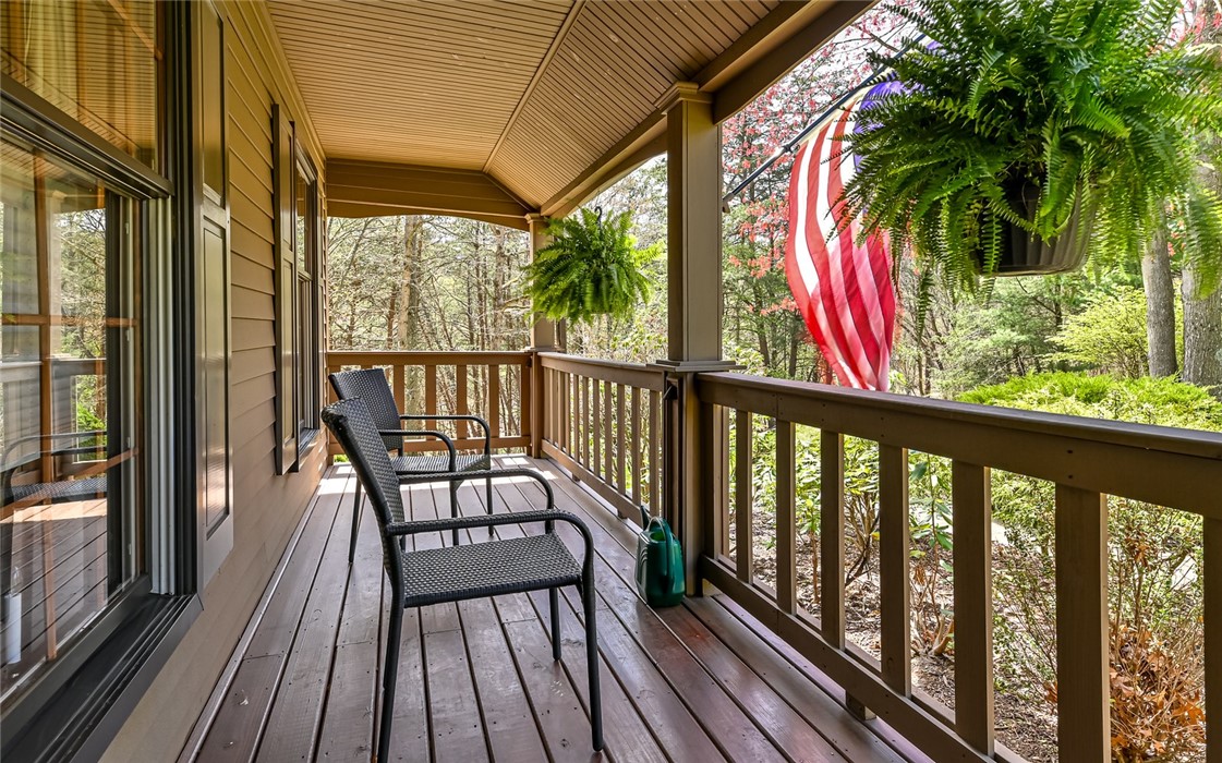 2553 Longmount Drive
