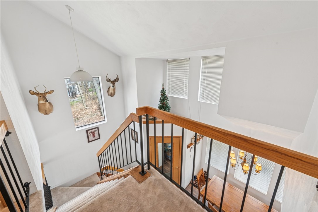 1836 Eagles Ridge Terrace, Hidden Valley, Pennsylvania image 11