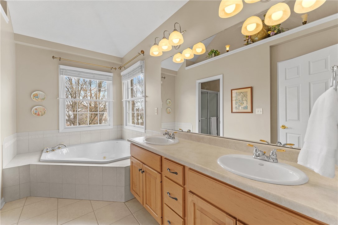 South Fayette, Pennsylvania 15017, United States, 4 Bedrooms Bedrooms, ,3 BathroomsBathrooms,Residential,Active,93640