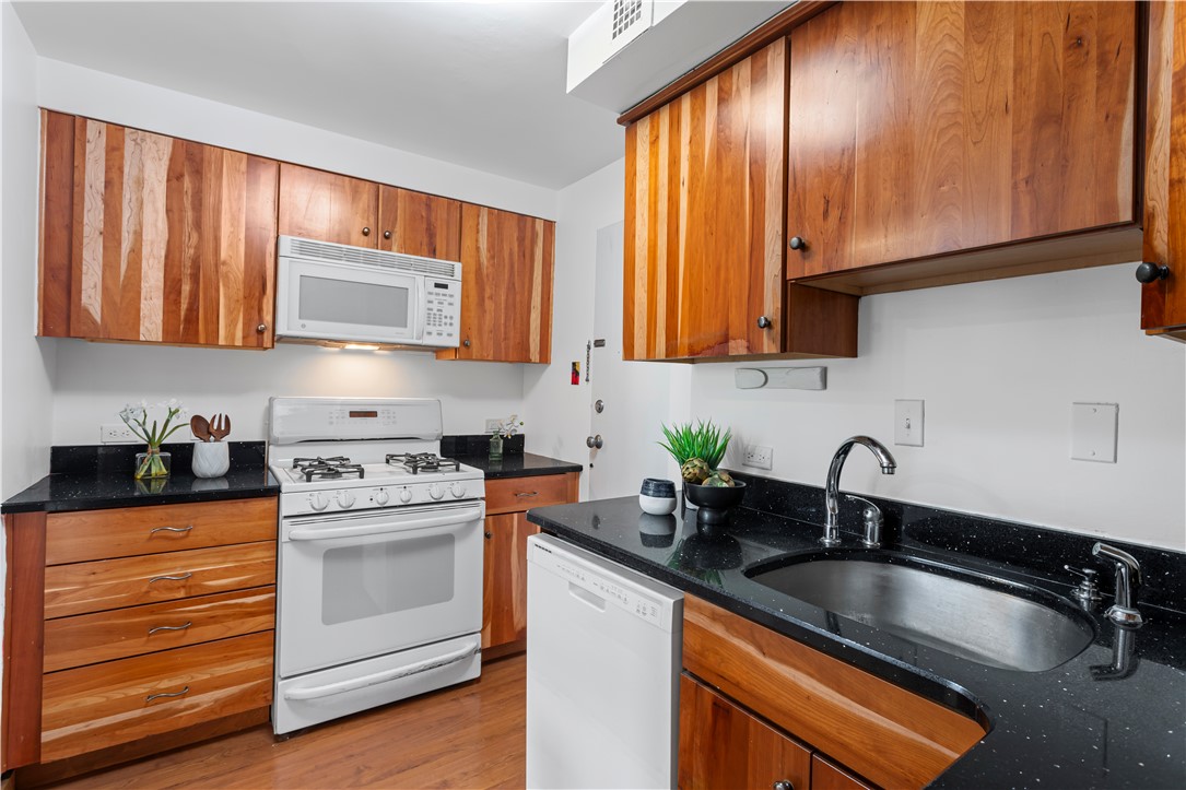 4601 5th Ave #327, Oakland, Pennsylvania image 10