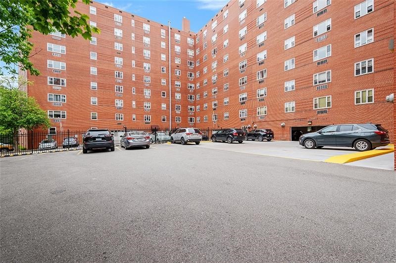 4601 5th Ave #327, Oakland, Pennsylvania image 24