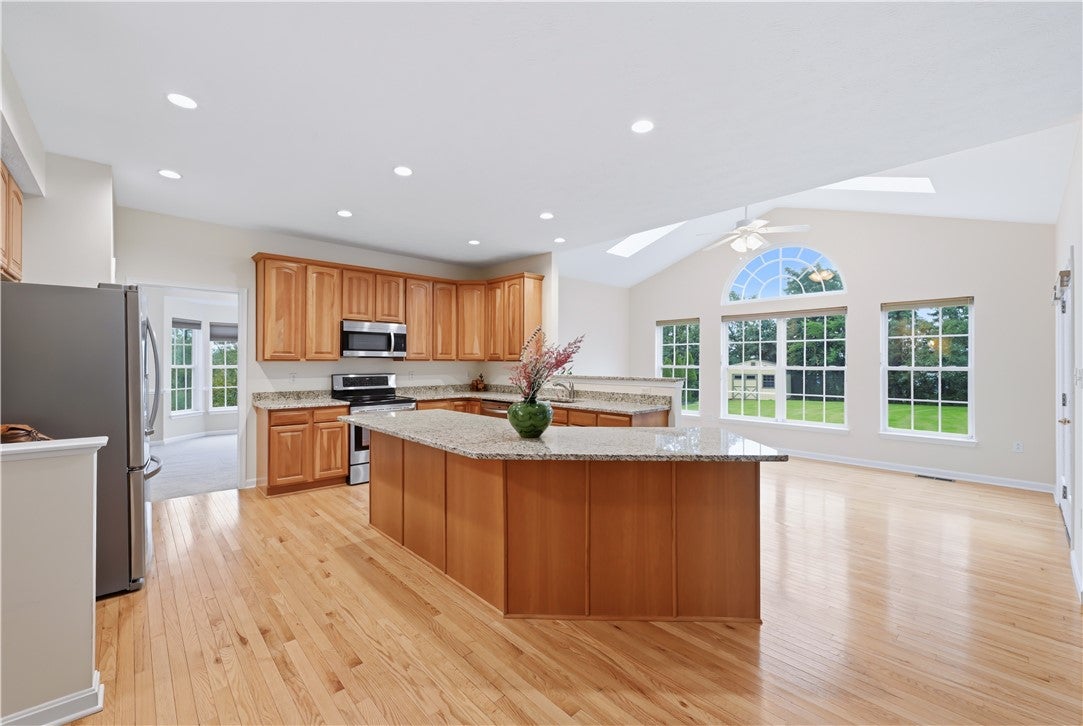 237 Field Club Cir