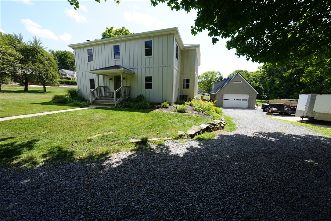 102 Green Vista Dr