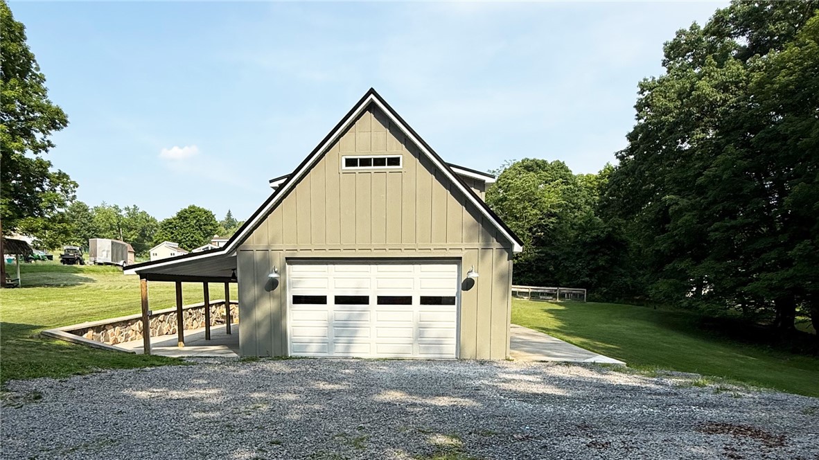 102 Green Vista Dr