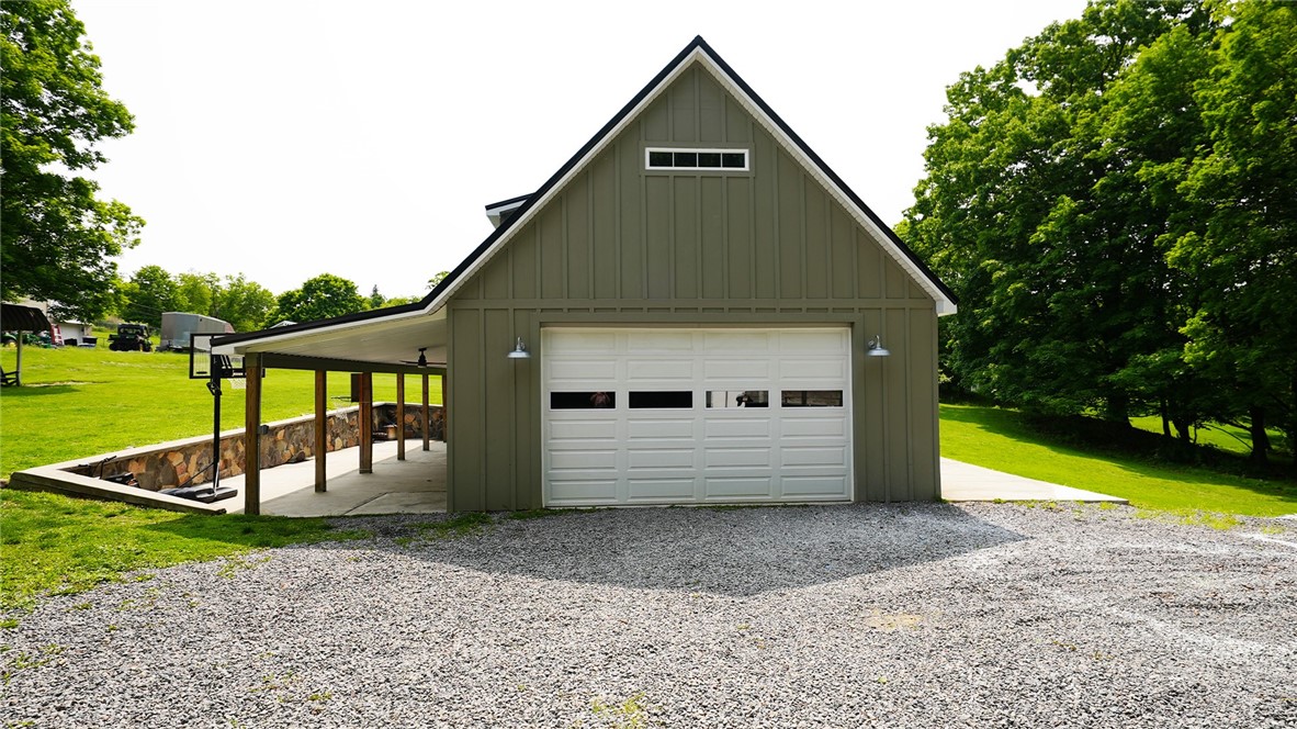 102 Green Vista Dr