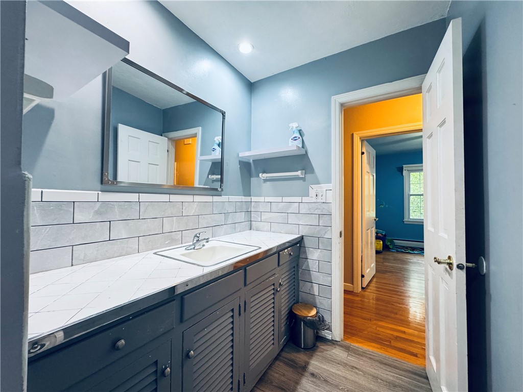 316 W 2nd Ave, Latrobe, Pennsylvania image 17