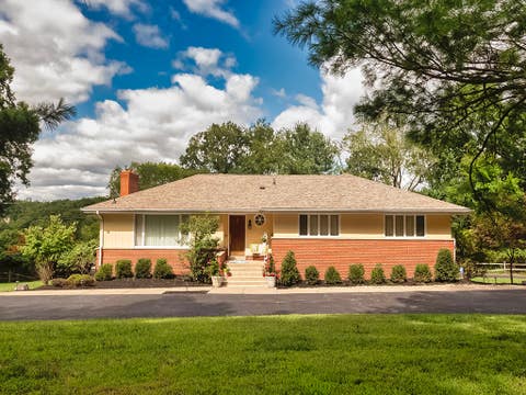 Photo for 100 Chapel Knoll Drive