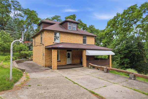 1715 CROSBY AVE, PITTSBURGH, PA 15216 - Image f02bad13d0d177d21d0b9d828b4af6dc/4166060148
