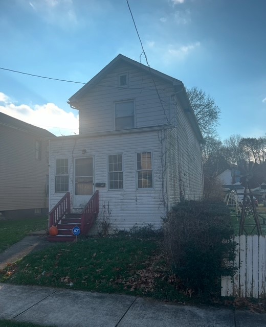 1714 Hamilton Street St, New Castle/5th, Pennsylvania image 2