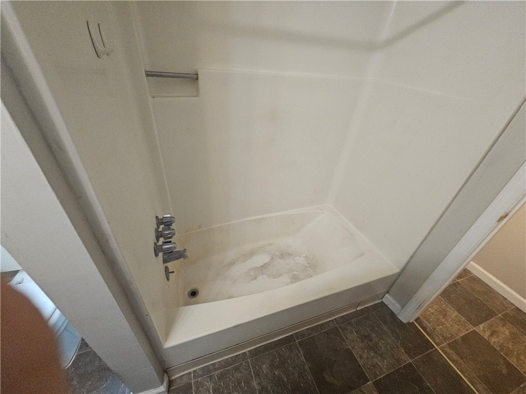 Swissvale, Pennsylvania 15218, United States, 1 Bedroom Bedrooms, ,1 BathroomBathrooms,Residential,Active,32682