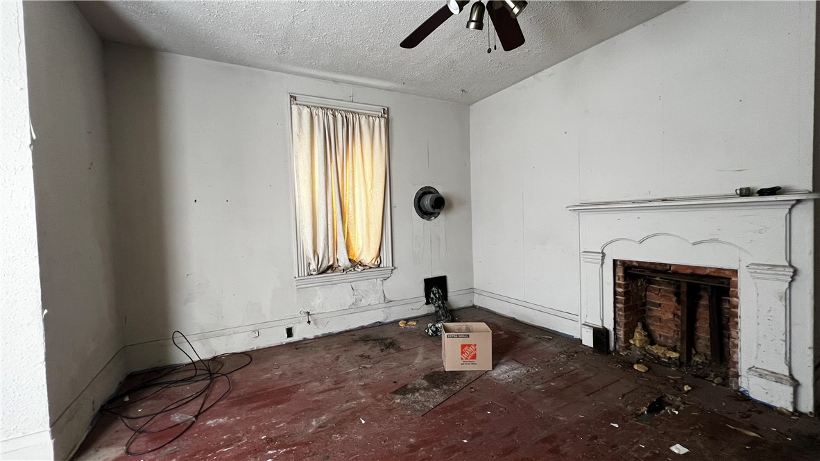 900 Washington Ave Ave #205, New Galilee, Pennsylvania image 3