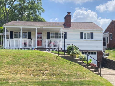 Homes For Sale - 2017 Borland Rd Rd<br/> Scott Twp, PA 15243