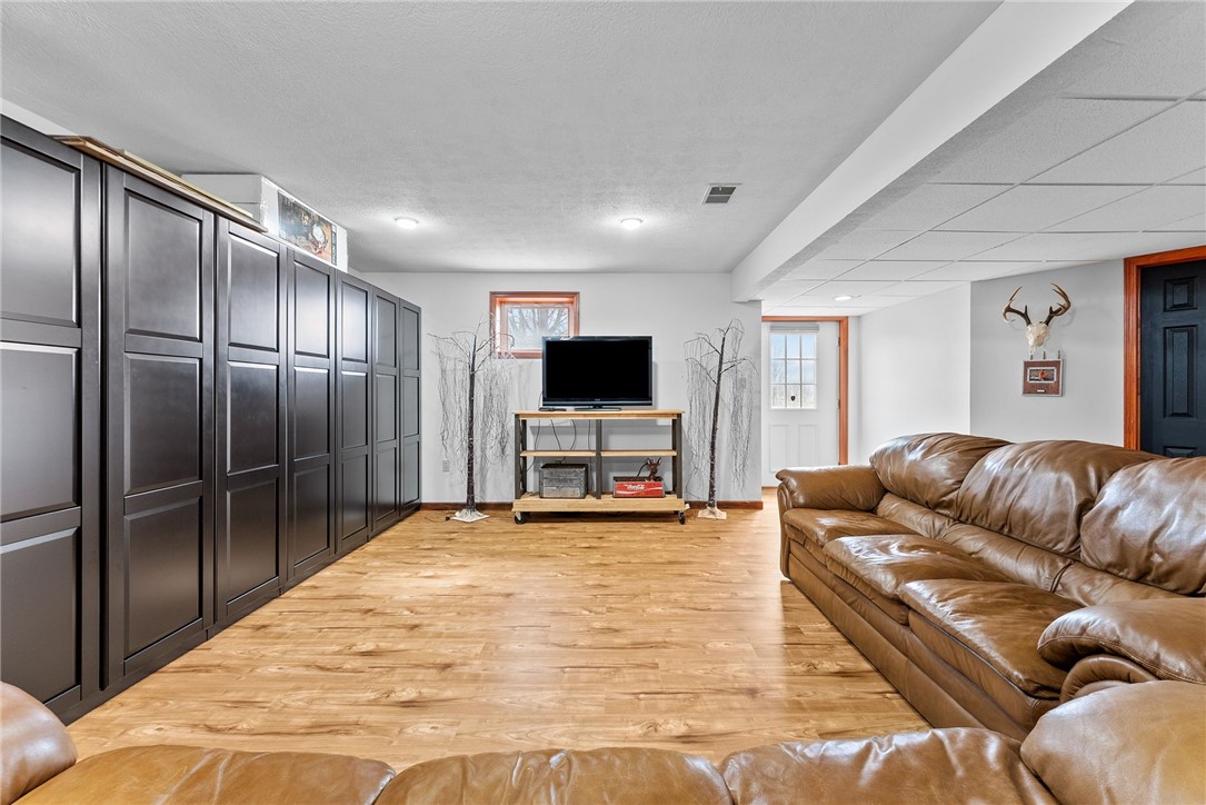 844 Old Millcreek Rd, Hookstown, Pennsylvania image 29