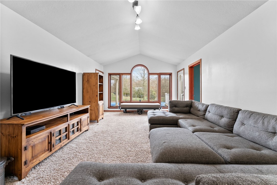 844 Old Millcreek Rd, Hookstown, Pennsylvania image 12