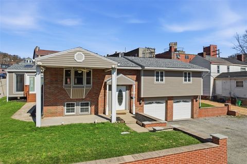 Photo of 66 Cherry St, Etna, PA 15223 (MLS # 1745318)