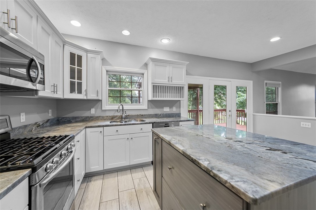 Penn Twp, Pennsylvania 15642, United States, 4 Bedrooms Bedrooms, ,4 BathroomsBathrooms,Residential,Active,177929