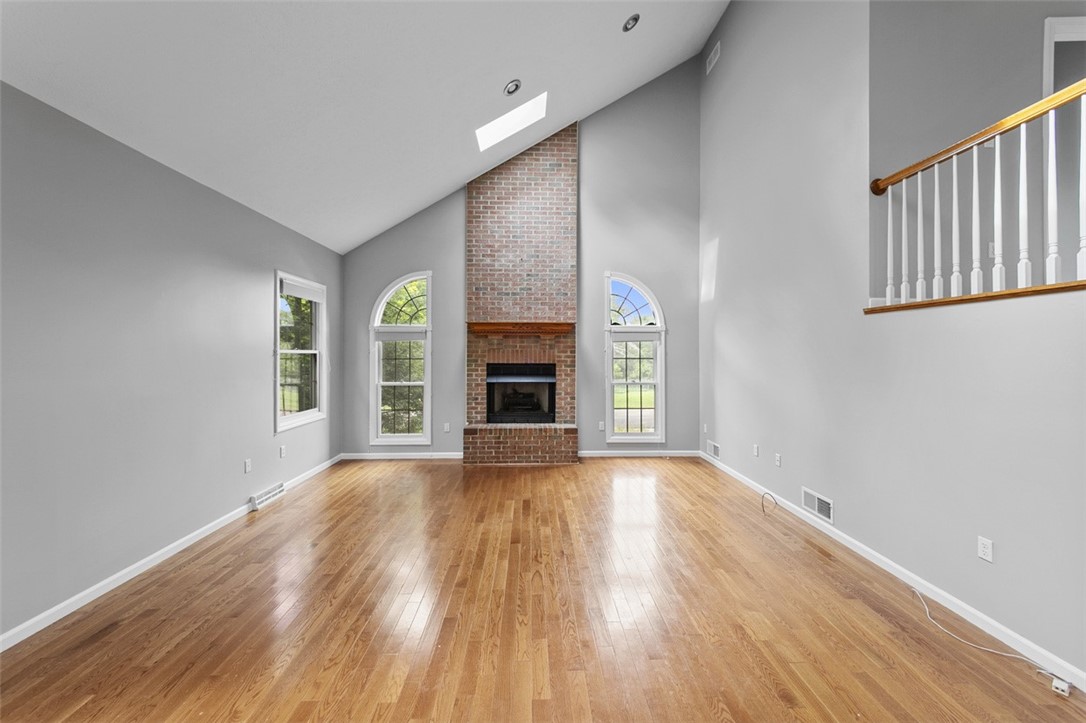 Penn Twp, Pennsylvania 15642, United States, 4 Bedrooms Bedrooms, ,4 BathroomsBathrooms,Residential,Active,177929