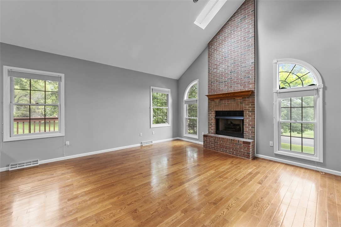 Penn Twp, Pennsylvania 15642, United States, 4 Bedrooms Bedrooms, ,4 BathroomsBathrooms,Residential,Active,177929