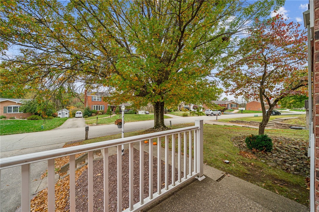 1898 Diane Merle Drive