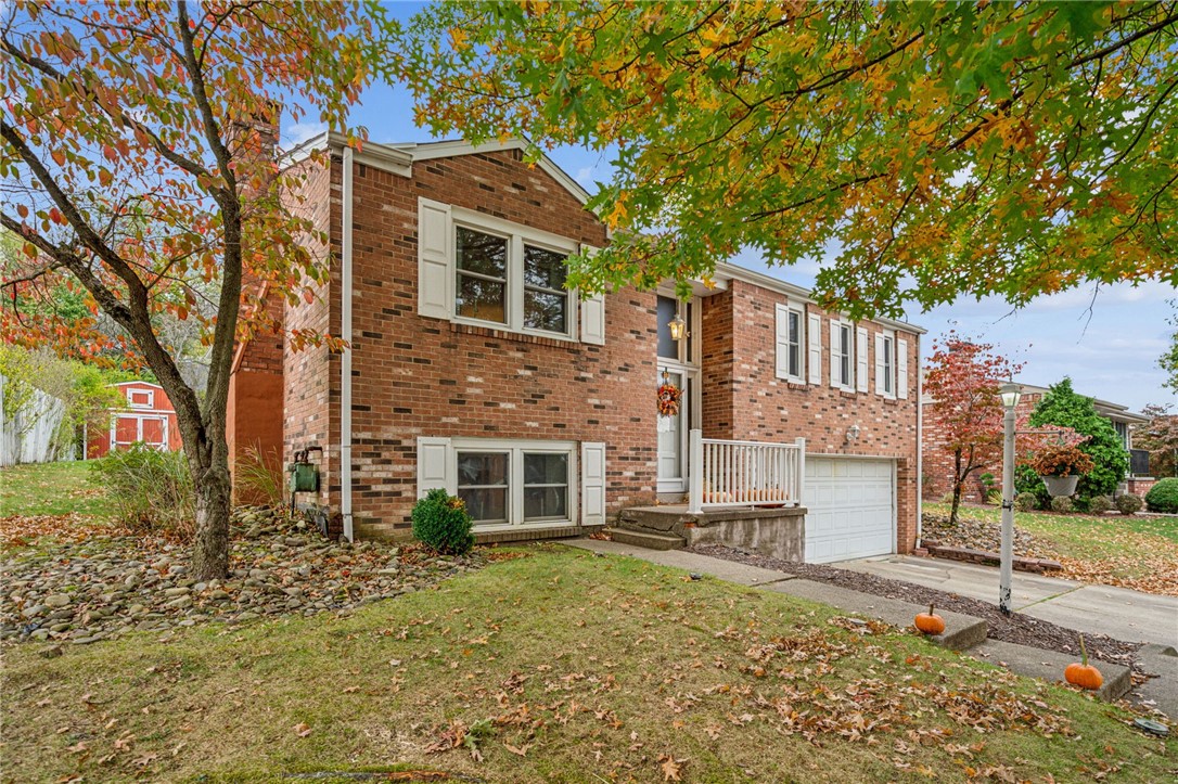 1898 Diane Merle Drive