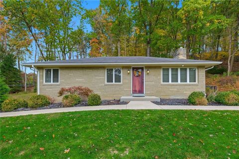 Photo of 690 Pearce Mill Rd, Wexford, PA 15090 (MLS # 1742776)