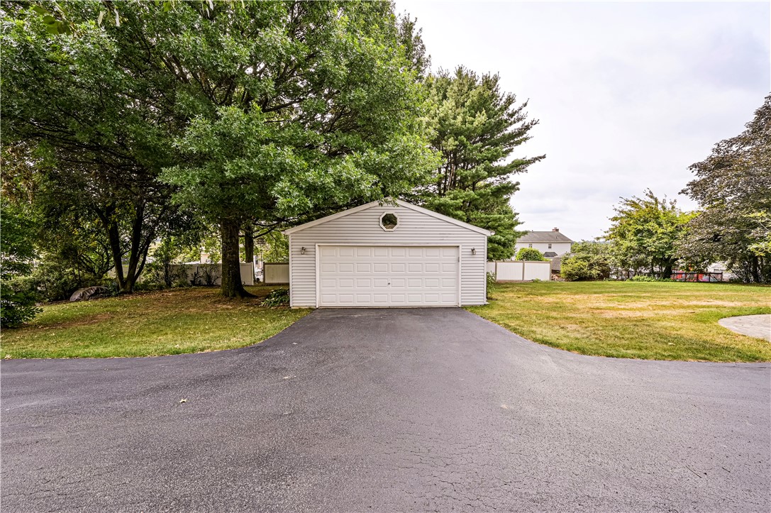 Penn Twp - Wml, Pennsylvania 15642, United States, 4 Bedrooms Bedrooms, ,3 BathroomsBathrooms,Residential,Pending,50957