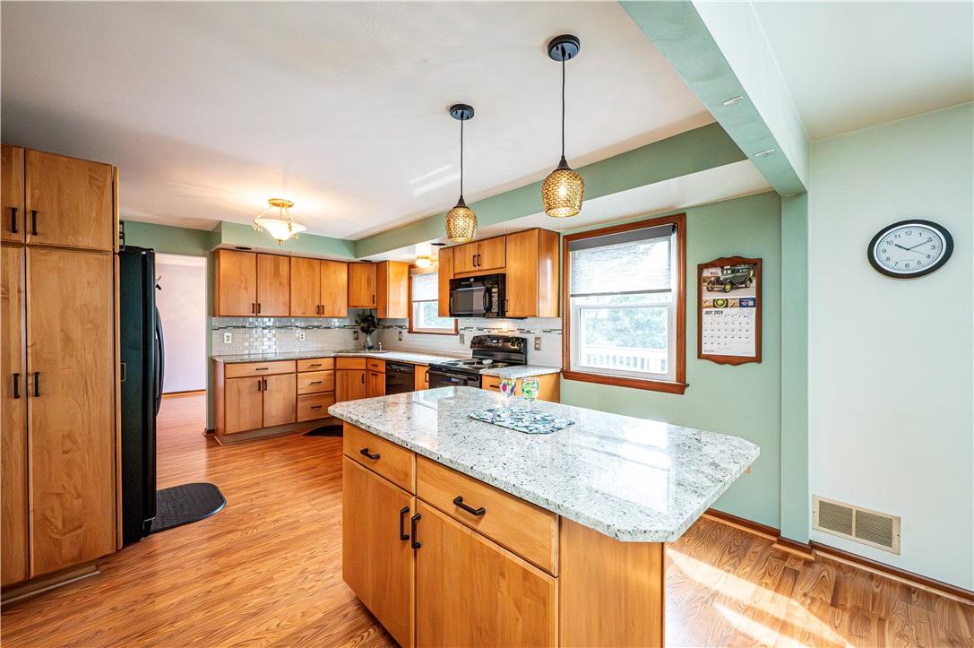 Penn Twp - Wml, Pennsylvania 15642, United States, 4 Bedrooms Bedrooms, ,3 BathroomsBathrooms,Residential,Pending,50957