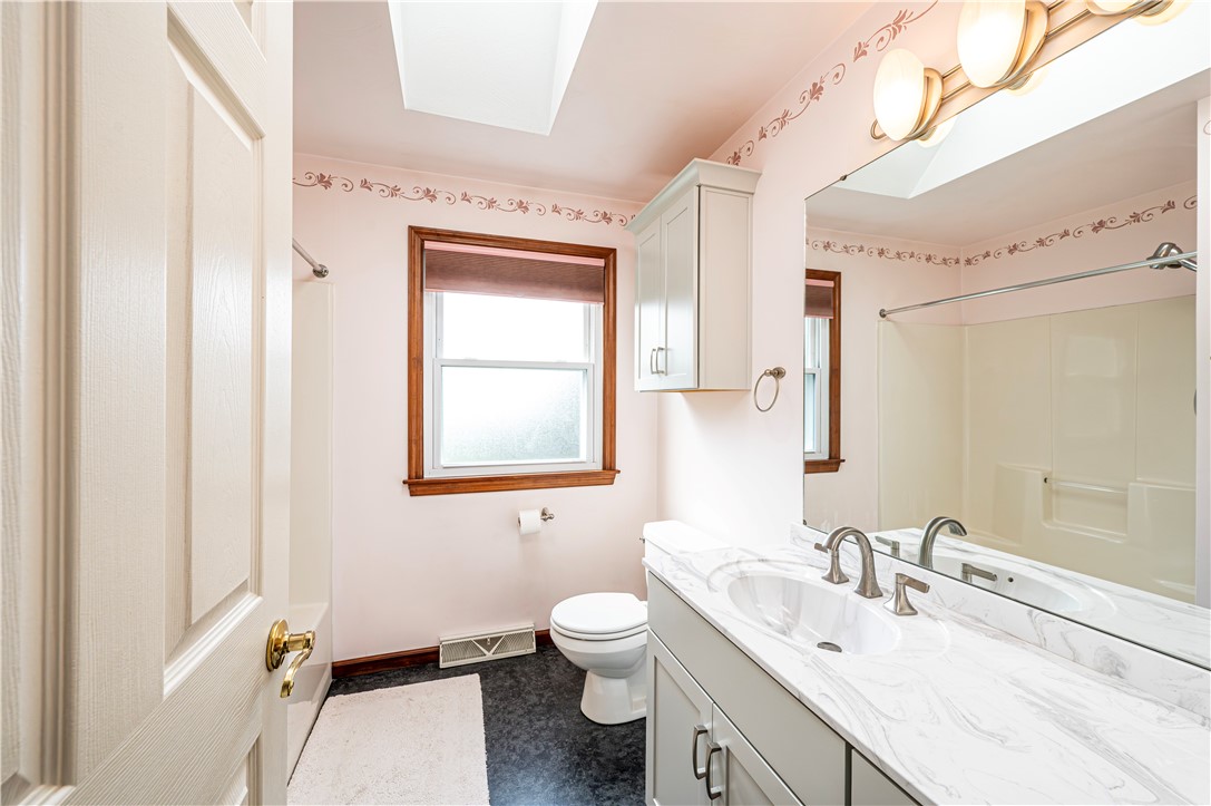 Penn Twp - Wml, Pennsylvania 15642, United States, 4 Bedrooms Bedrooms, ,3 BathroomsBathrooms,Residential,Pending,50957