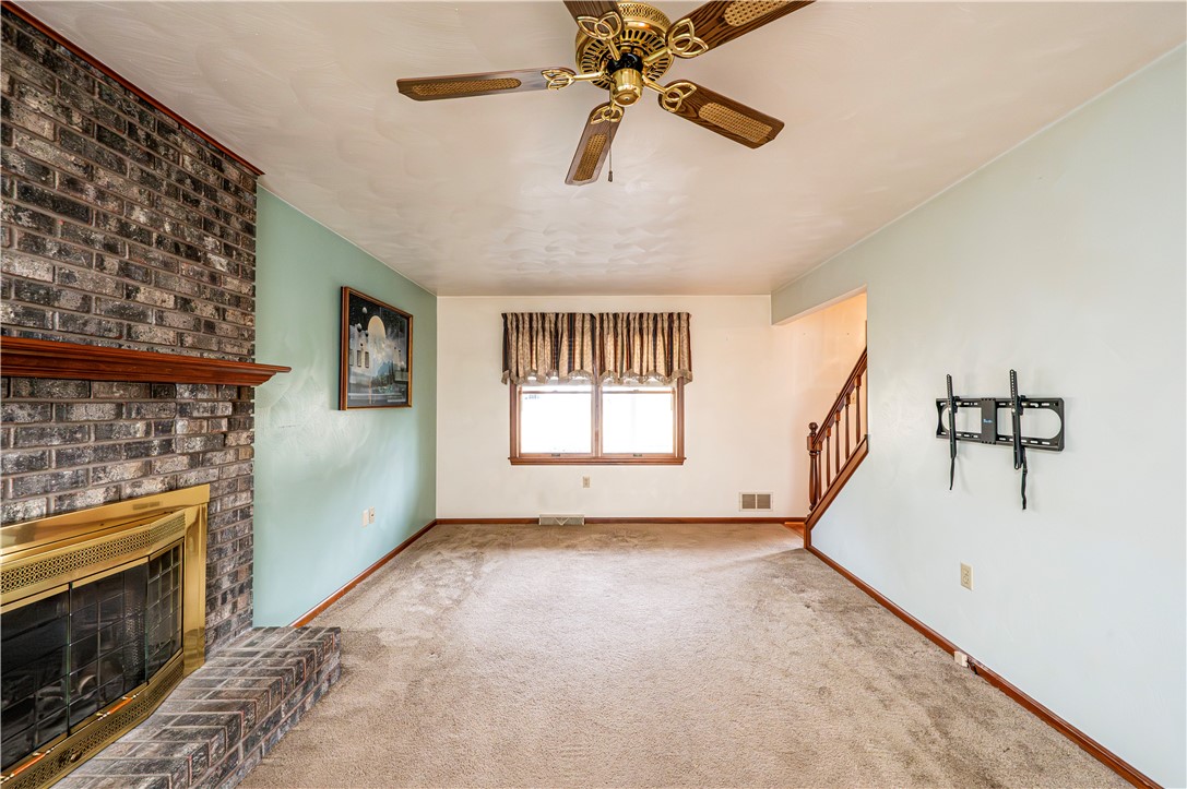 Penn Twp - Wml, Pennsylvania 15642, United States, 4 Bedrooms Bedrooms, ,3 BathroomsBathrooms,Residential,Pending,50957